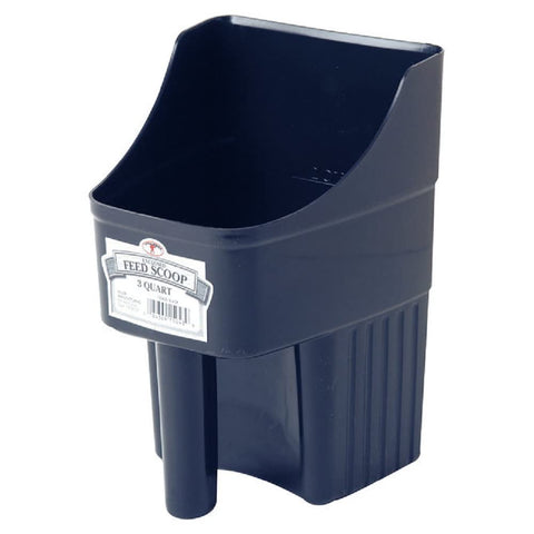 Little Giant plastic enclosed feed scoop with 3-quart capacity for precise, spill-free feeding.