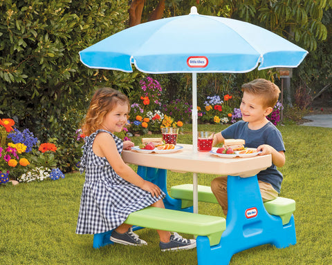 Little Tikes Easy Store Picnic Table seats up to six kids for group play.