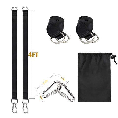 LIVEKOOQ screw-lock carabiner demonstrates secure, quick-release connection.
