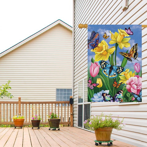 Louise Maelys Burlap Welcome Flag durable outdoor decor for year-round use.