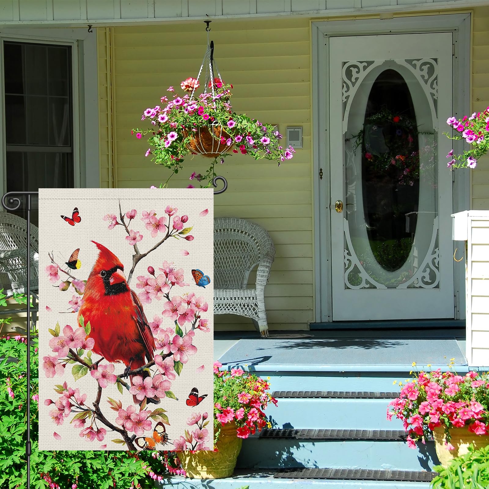 Louise Maelys double-sided flag prints clearly from both sides for seasonal visibility