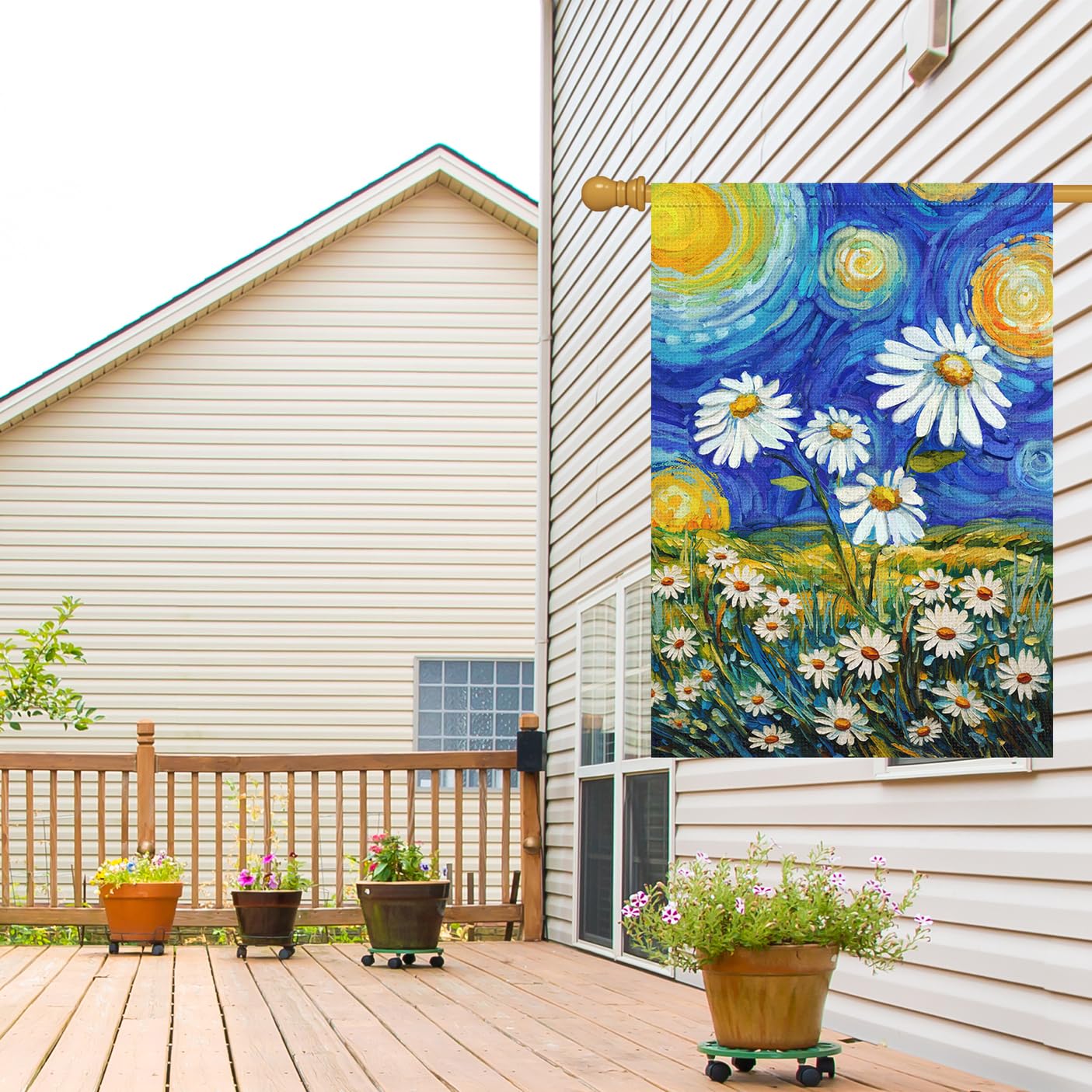 Louise Maelys double-sided flag shows same daisy design from all angles.