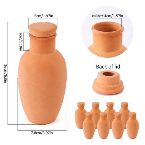 Lovely Ran Ollas terracotta close-up highlighting porous clay for efficient irrigation.