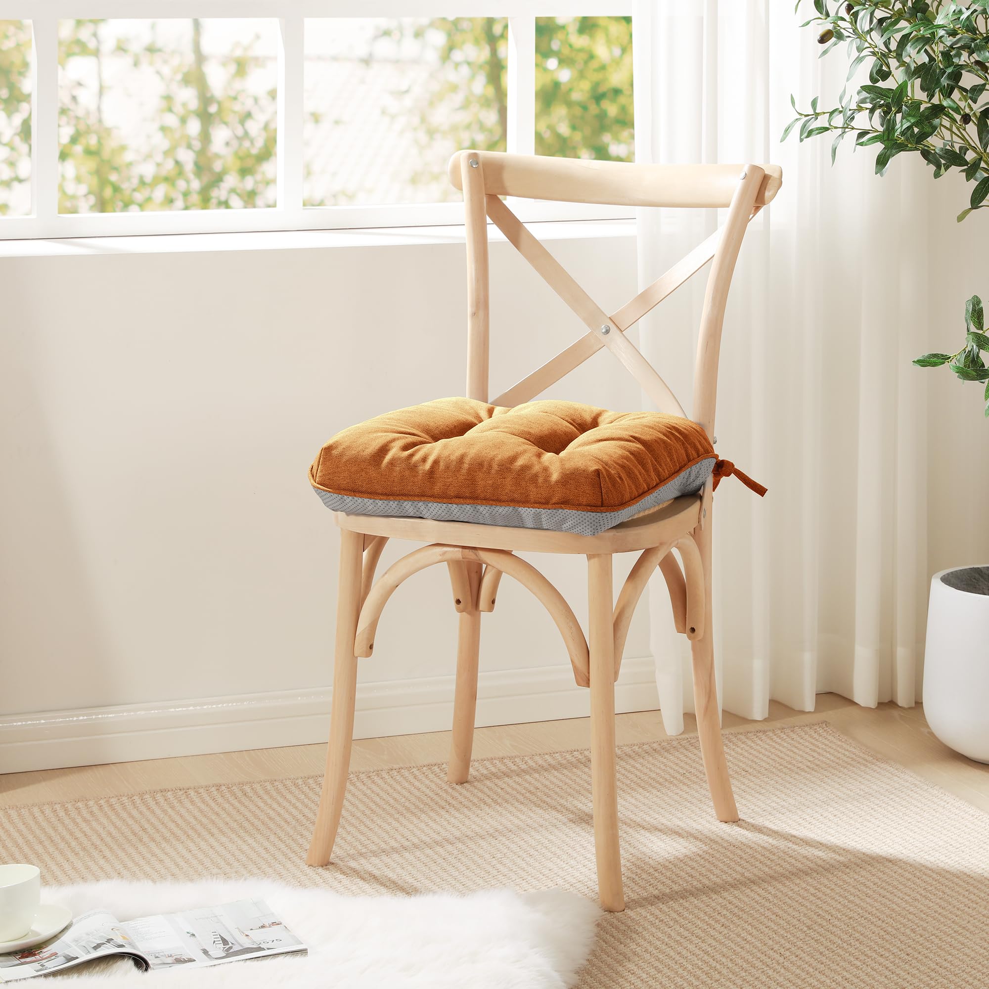 Love's cabin easy-care cushions, machine washable while preserving softness.