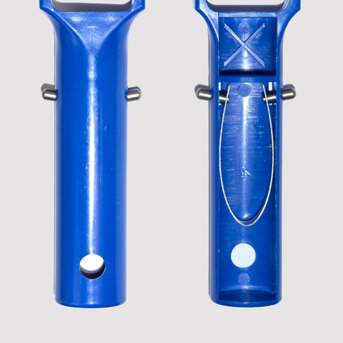 LOVUFIR multi-tool clip in use with brushes and nets