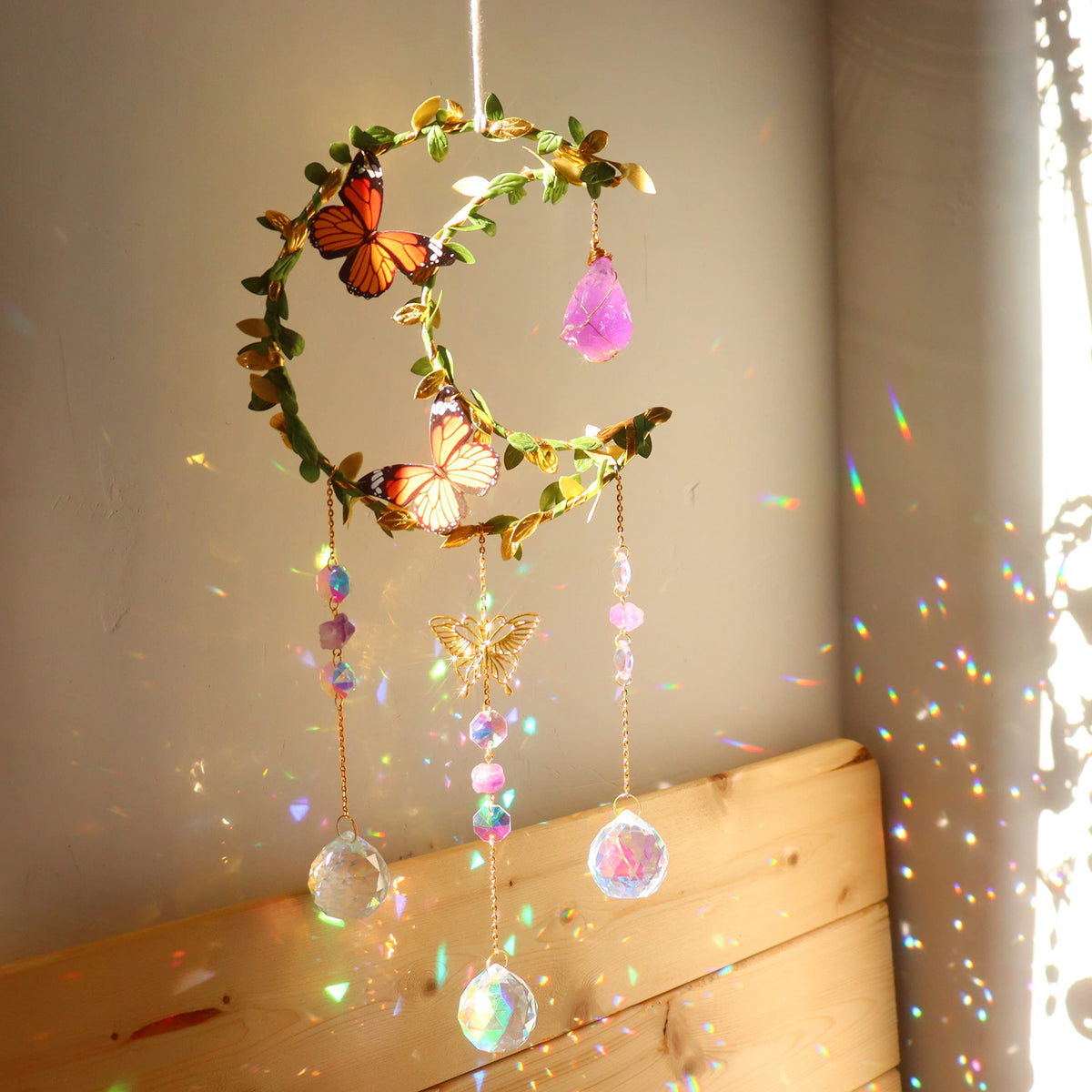 LPKADQA Suncatcher Amethyst Moon: natural crystals with rainbow light in your window.