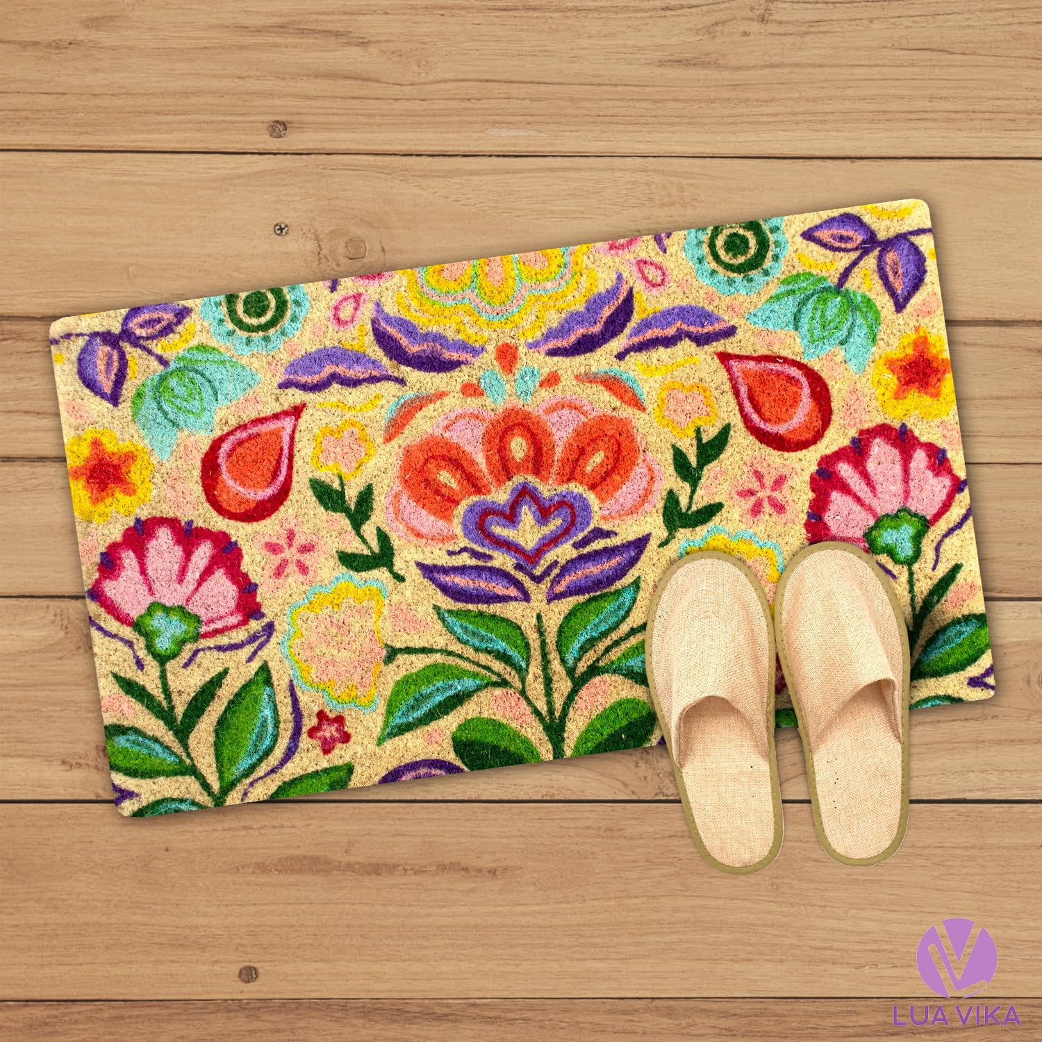 Lua Vika indoor welcome mat showcases style while trapping dirt inside.