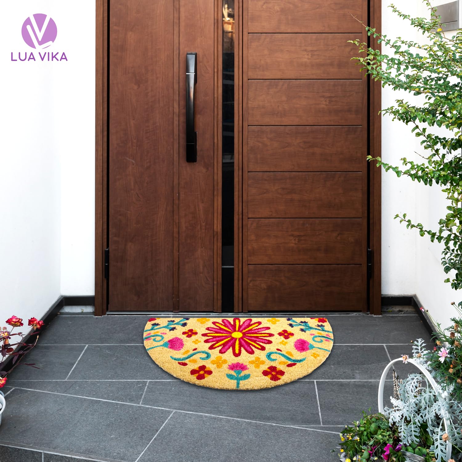 Lua VIKA welcome mat suits home entrances with a friendly vibe.