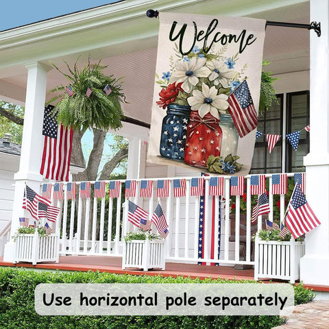 Luckupper wind-resistant connection keeps flags secure in breezes.