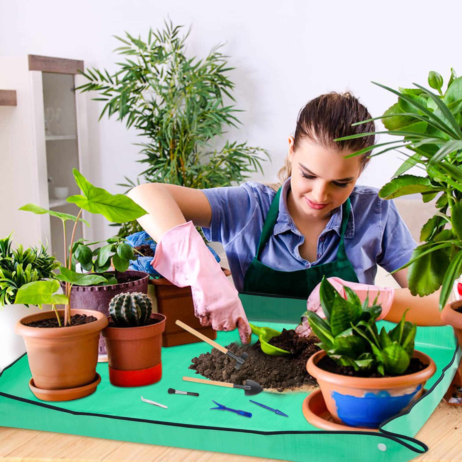 Lucomb indoor-outdoor use suitable for flowers herbs vegetables and succulents.