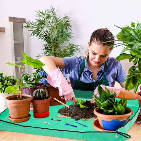 Lucomb indoor-outdoor use suitable for flowers herbs vegetables and succulents.