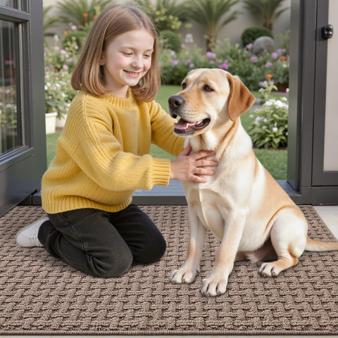 LUMI entryway mat wear-resistant top layer withstands daily use
