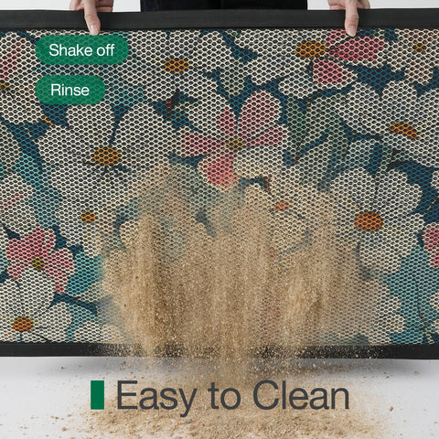 LUMI easy-clean mat rinses quickly or shakes clean.