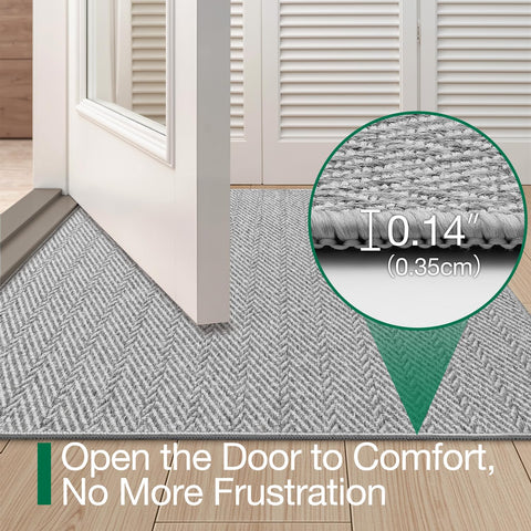 LUMI pet-friendly materials resist claws and dirt for a simple-clean entry.