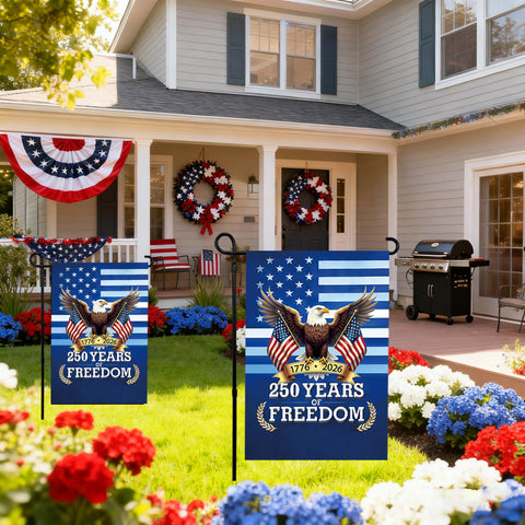 LUMIGRAIN top-sleeve design makes installation quick in any garden display.
