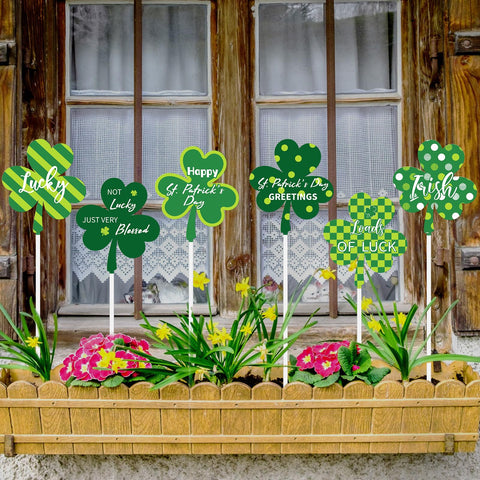 Lunmon 13-inch shamrock garden stake brightens outdoor curb appeal