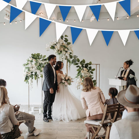 LUSEOAN pennant banner includes satin rope for easy hanging.