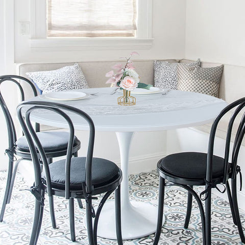 LUSHVIDA cold-water washable table cover cleans easily with a damp cloth