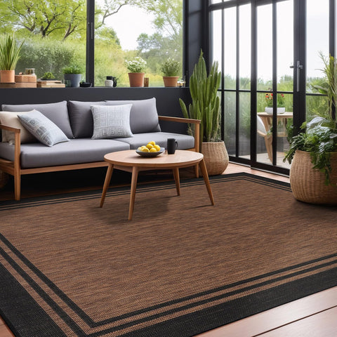 Luul Home border rug by entrance adds warmth and style