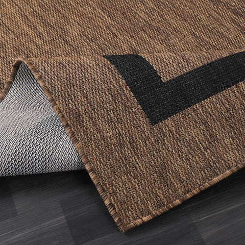 Luul Home washable rug simplifies cleanup after outdoor gatherings