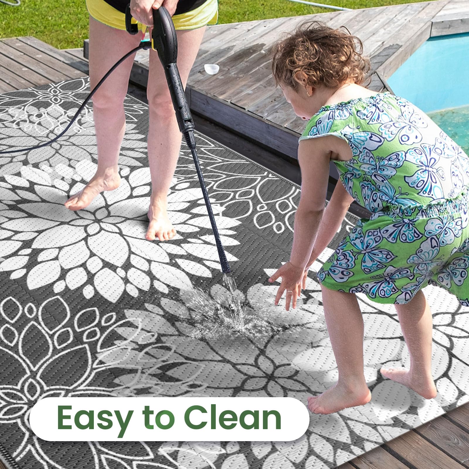 LuxStep portable lightweight rug easy to carry for picnics and RV trips