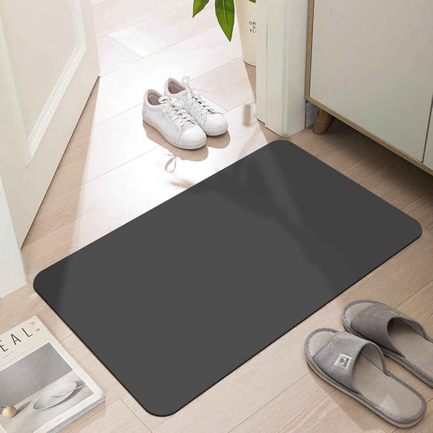 Lygligh Ultra Thin Door Mat 30x17 grey front view highlighting the low-profile dirt trap.