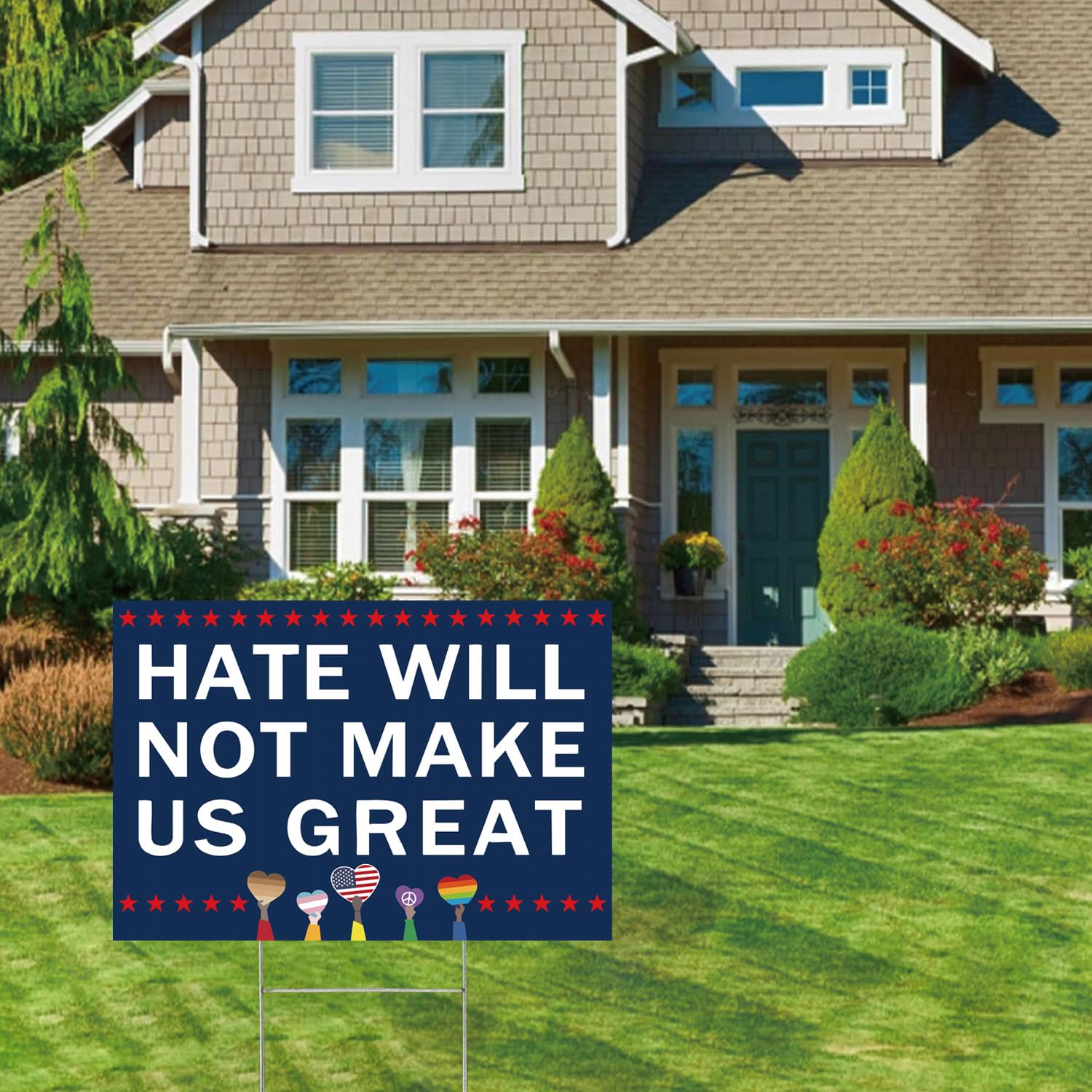 Lnyelxa yard sign helps start conversations at demonstrations
