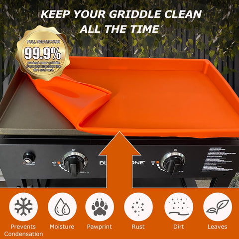 Foldable Lyonbi silicone griddle mat for easy storage after cooking.