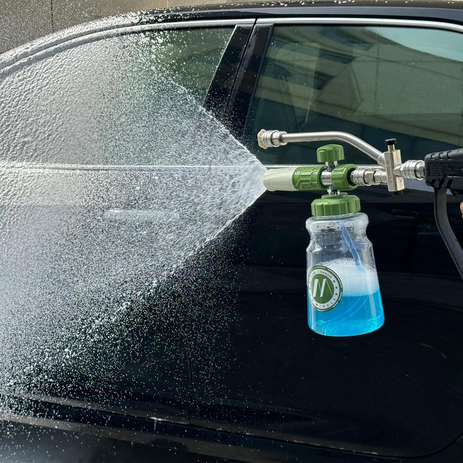 M MINGLE foam cannon bottle with easy-fill transparent design for monitoring solution level.