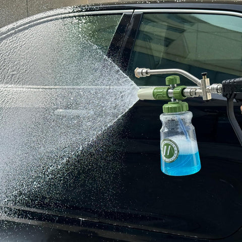 M MINGLE foam cannon bottle with easy-fill transparent design for monitoring solution level.