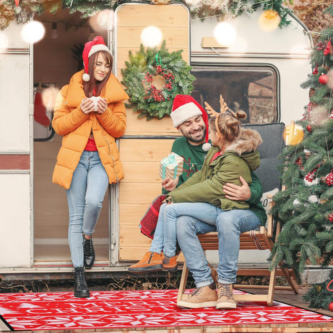 Maasechs rug transforms ordinary spaces into festive scenes.