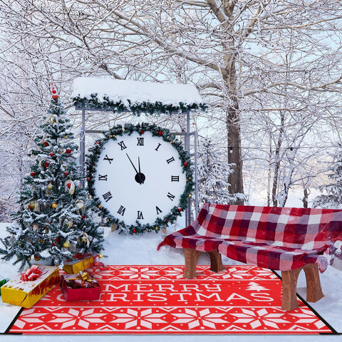 Maasechs red-and-white Christmas rug for festive patio decor and easy cleanup.