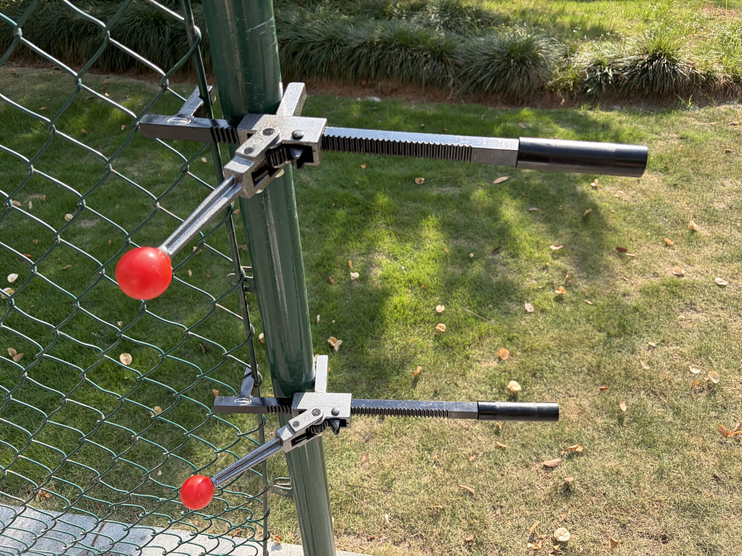 Magoleo one person operation design enables easy fence repairs