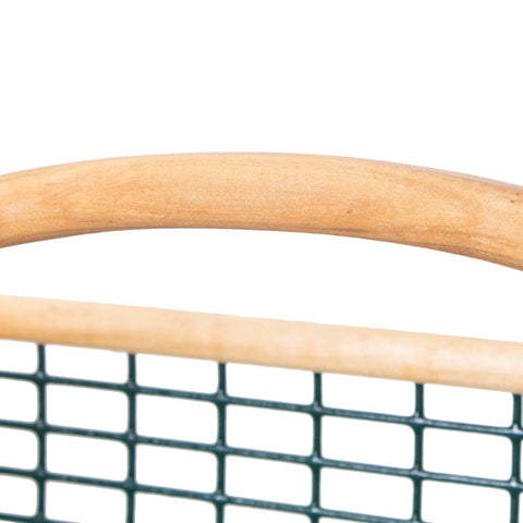 Maine Garden Hod Basket with PVC-coated wire for easy cleaning and durability