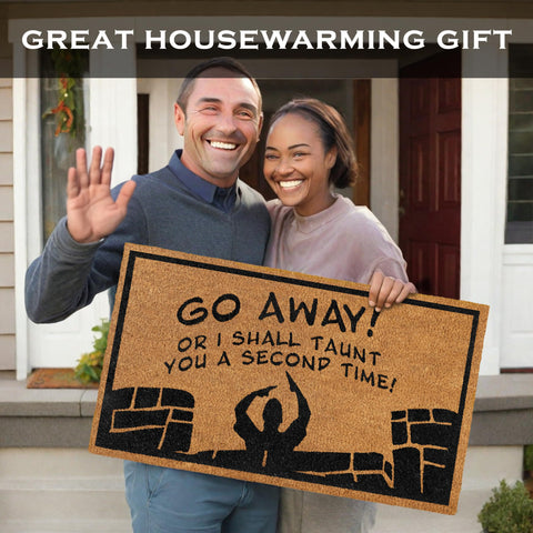 MAINEVENT Covered patio-friendly doormat resists moisture while staying vibrant.