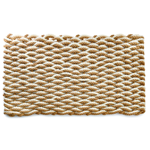 MAINEVENT lobster rope mat in sand colors at the front door adds a welcoming touch.