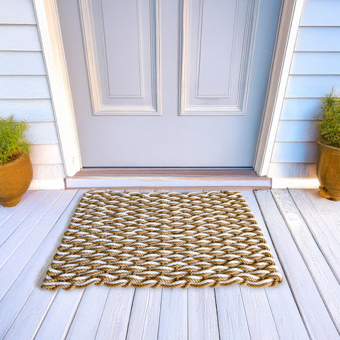MAINEVENT lobster rope texture close-up highlights durable all-weather outdoor design.
