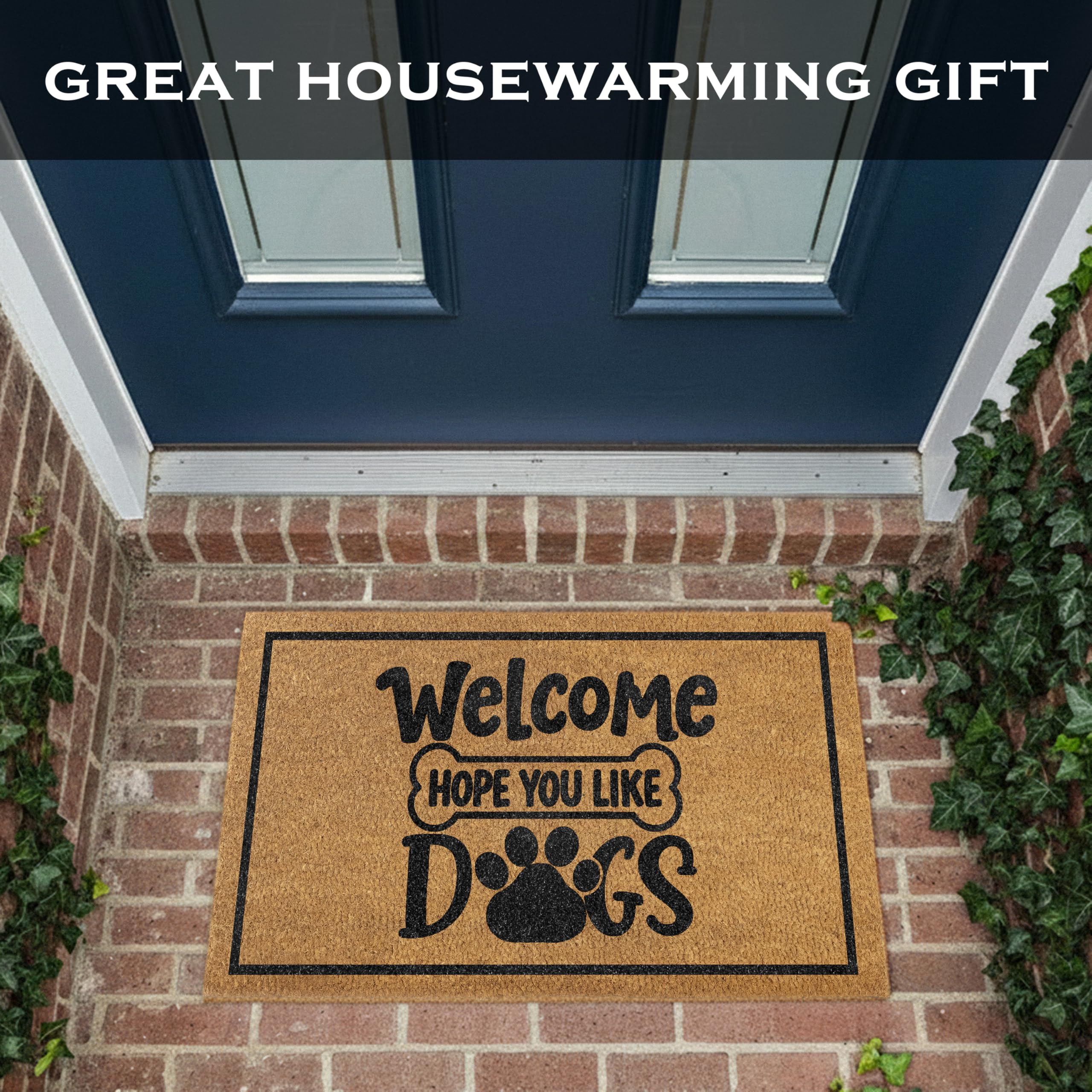 MAINEVENT outdoor porch mat contrasts with seasonal decor
