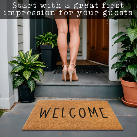 MAINEVENT easy-clean outdoor mat brushes off dirt with minimal effort.