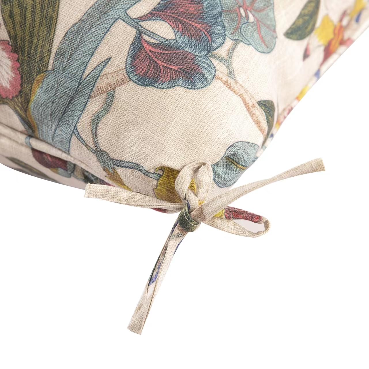 Makimoo UV-resistant fabric protecting cushions from sun