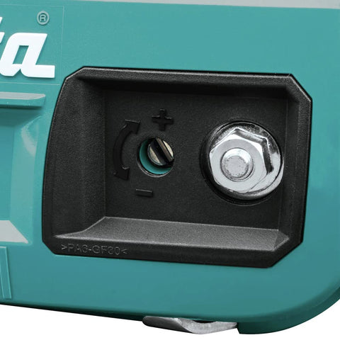 Makita XCU10SM1 large oil fill port with view window for easy monitoring.