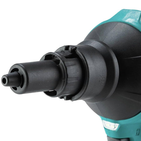 Makita XSA01Z filter intake reduces dust escape during use.