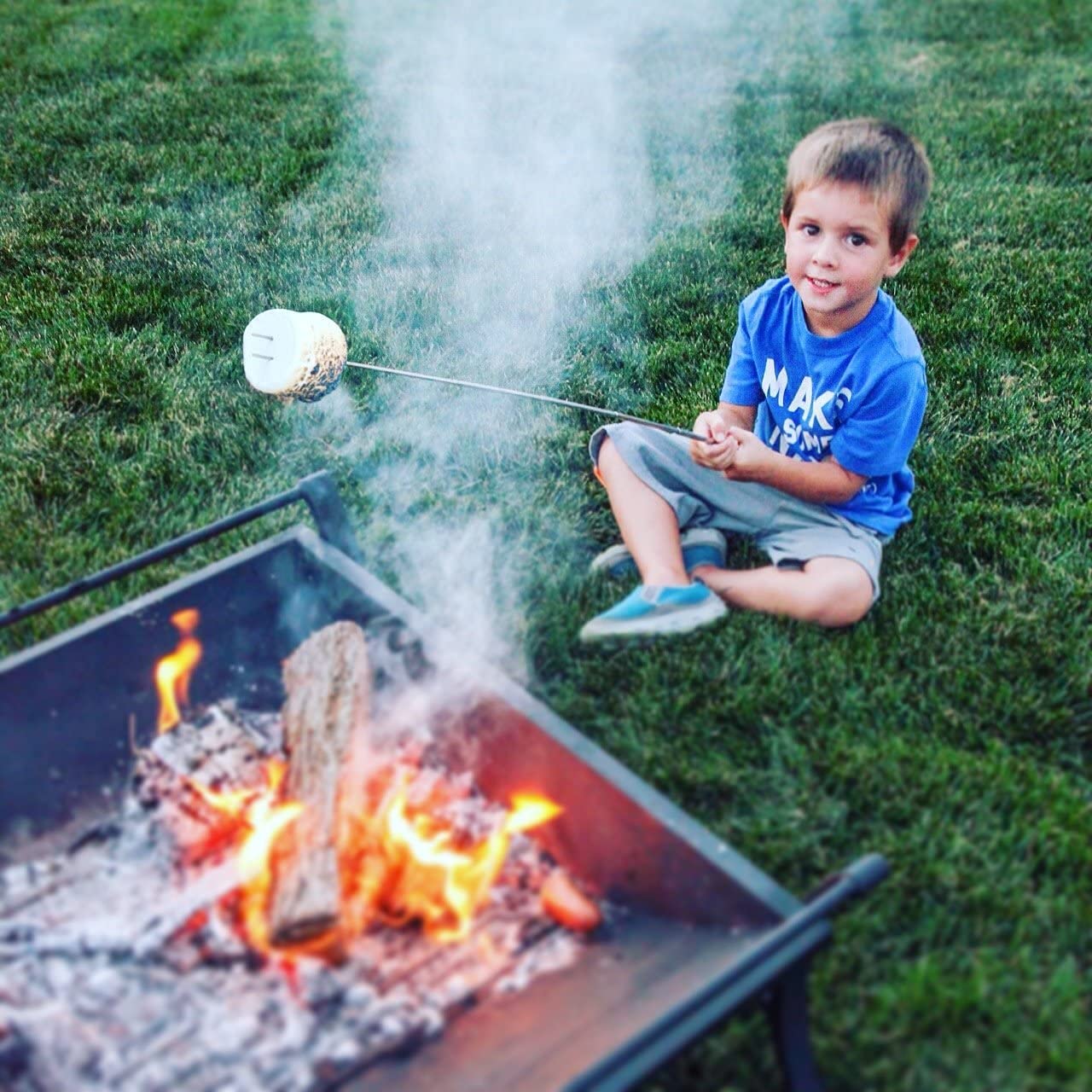 MalloMe Smores Sticks multi-color handles help kids identify their sticks.