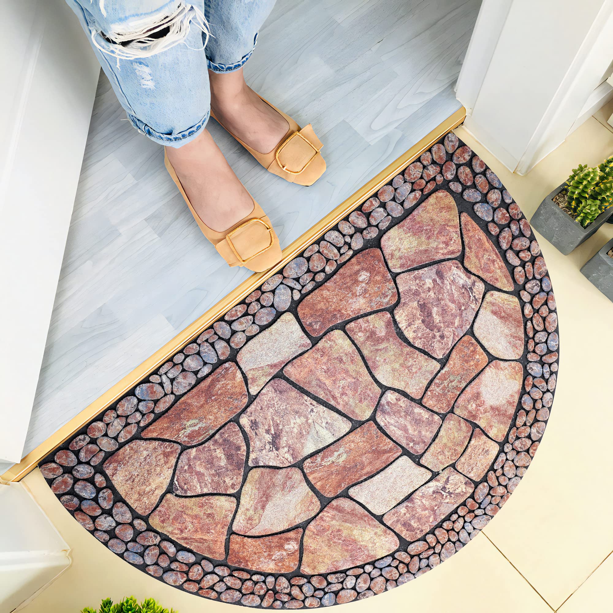 MANO 21x33 inch mat fits many entryways without snagging under doors.