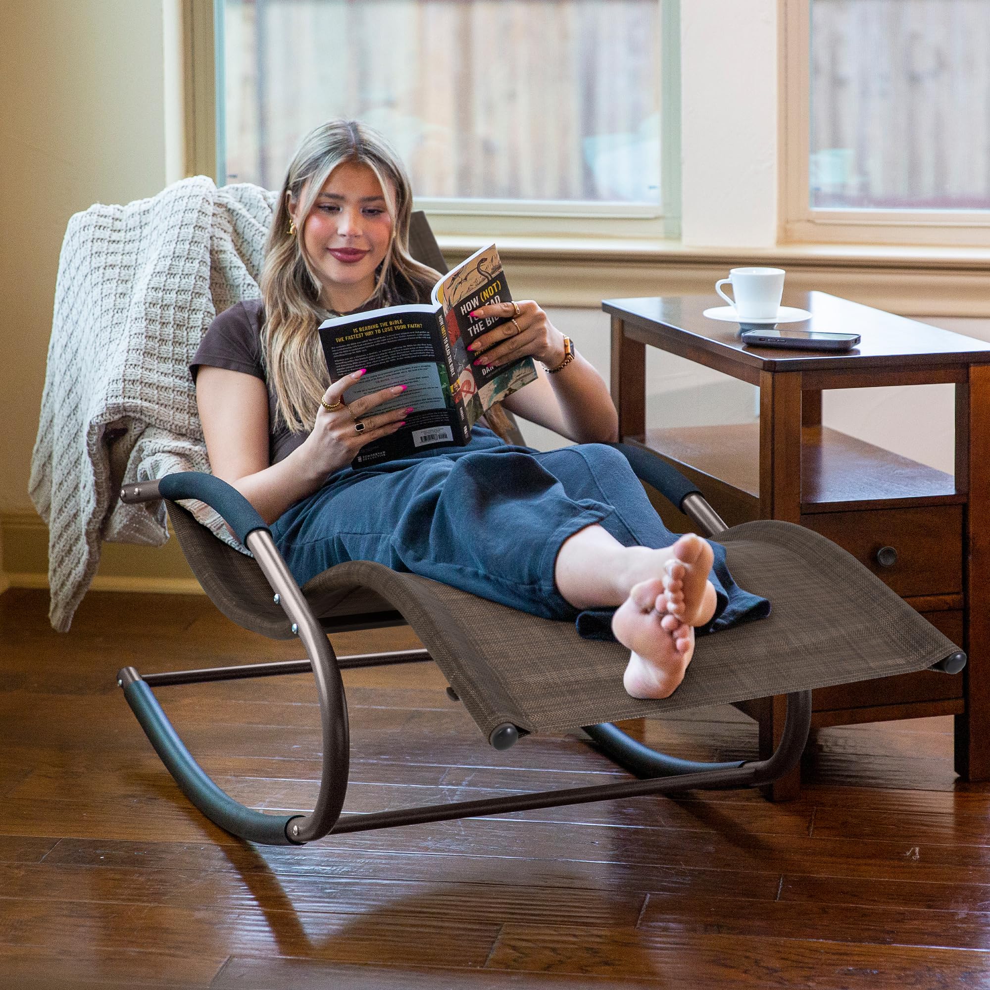 Mansion Home Lounge Chair poolside use highlights sunbathing comfort.