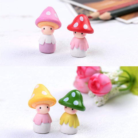 MAOMIA dollhouse mushroom dolls scene demonstrates playful micro-landscape accents for collectors.