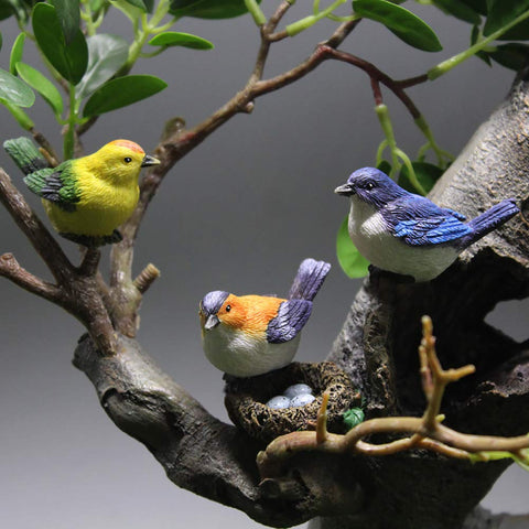 MAOMIA miniature birds figures add whimsy to dollhouses and micro landscapes.