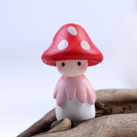 MAOMIA terrarium mushroom dolls decorate clear enclosures with charming woodland vibes.
