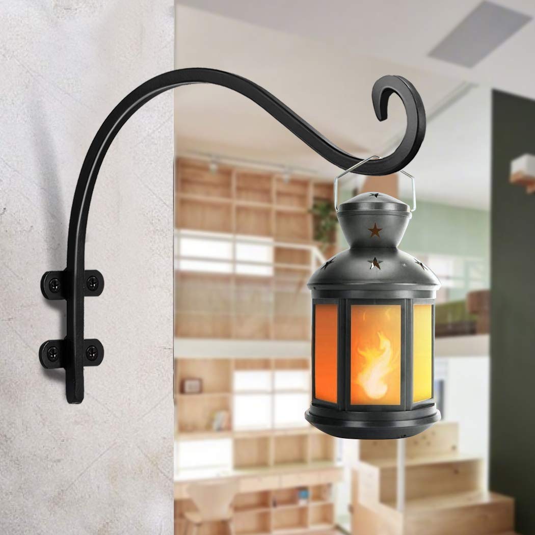 Maosen 16-inch indoor plant hanger bracket adds rustic farmhouse style.