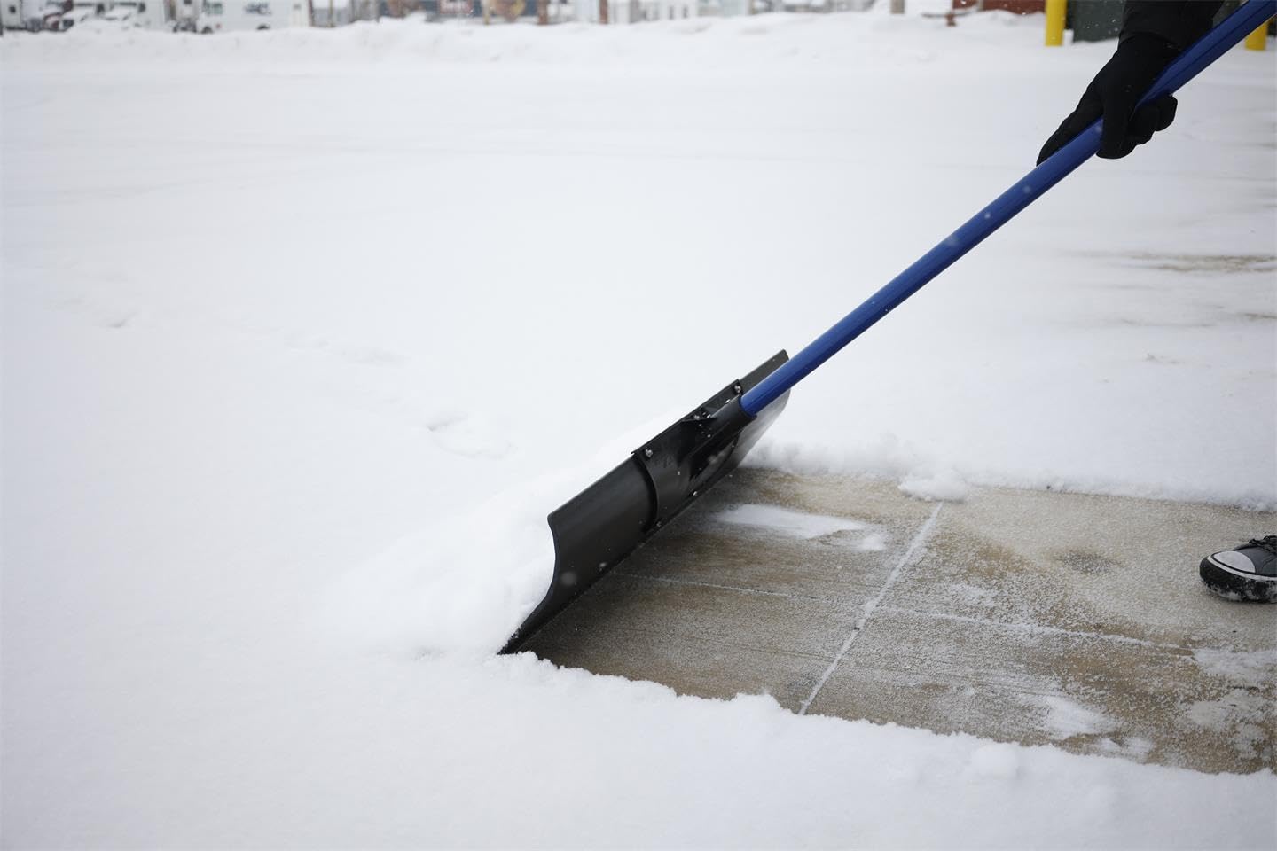 USA-made craftsmanship of the Polar Pusher demonstrates reliable winter performance.